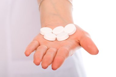 el büyük beyaz hap yakın çekim