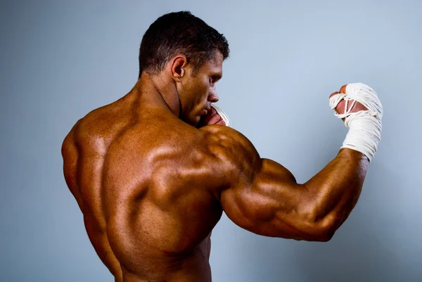 Entrenamiento de Kick-boxer antes de la pelea — Foto de Stock