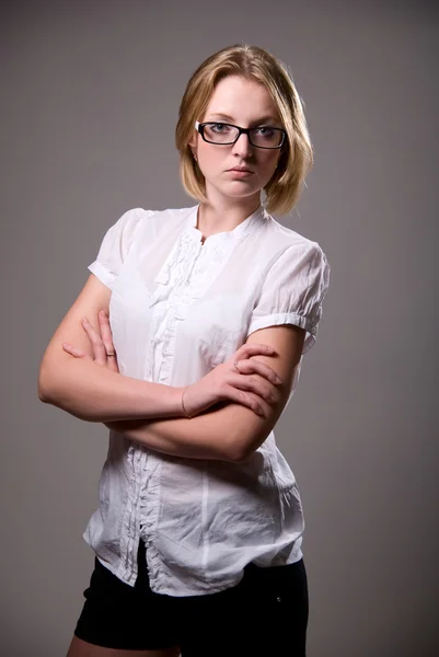 Retrato de uma bela mulher de negócios confiante — Fotografia de Stock