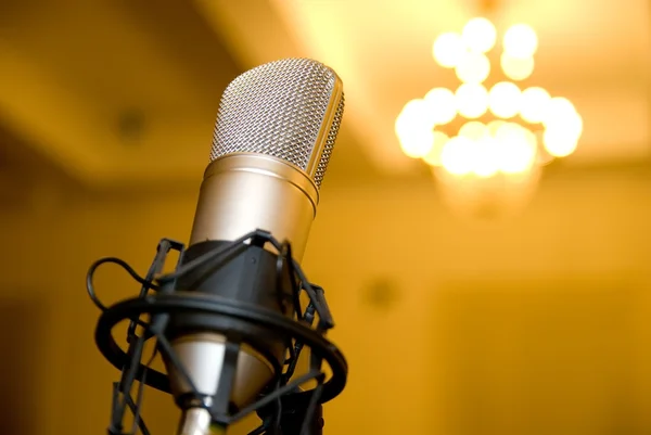 Microphone in the conference hall. — Stock Photo, Image