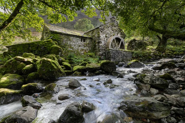 Mulino Acqua Appartato Combe Branchia Nel Distretto Del Lago Borrowdale Immagine Stock