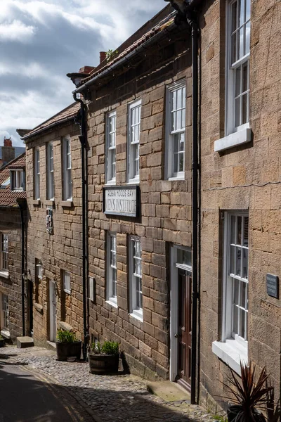 Buildings Hilly Street Robin Hoods Bay Village — Stock Photo, Image