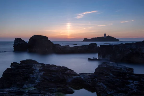 Tiro Exposição Longa Cornwall Godrevy Farol Por Sol Com Movimento — Fotografia de Stock