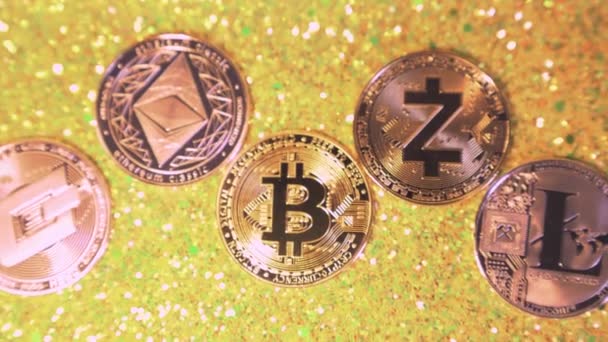 Kötőjel Érme Ethereum Bitcoin Készpénz Arany Érmék Cryptocurrency Érmék Mintázata — Stock videók