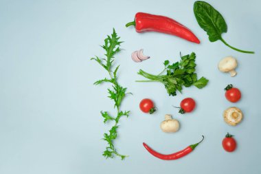 Yaratıcı, sebzeli, maydanozlu, temiz yiyecekler.