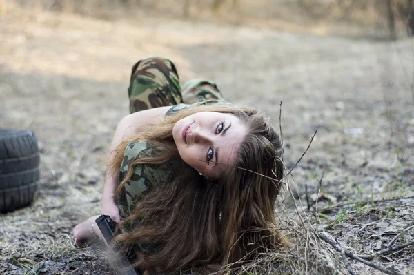Retrato de uma menina de uniforme — Fotografia de Stock