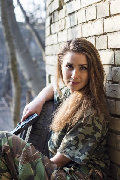 Retrato de una chica en uniforme —  Fotos de Stock