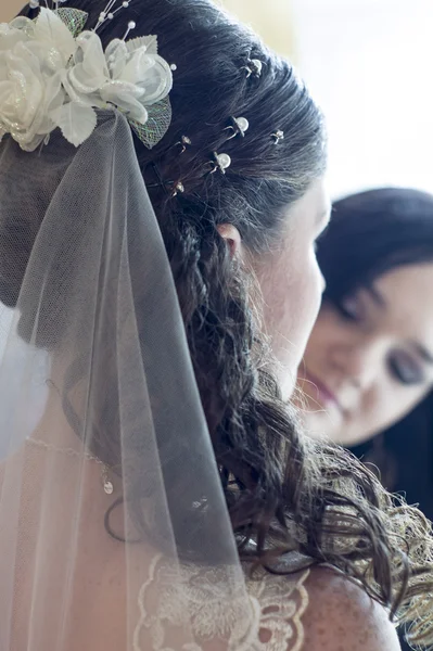 Slim beautiful woman wearing luxurious wedding dress. Bride — Stock Photo, Image