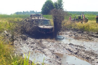 26 Temmuz tolokun. Kiev region, ukraine.9 sakin-road-ücretsiz-fest 2014.offroad ücretsiz fest - otomotiv, aşırı parlak ve eşsiz olay Dünya Avrupa.