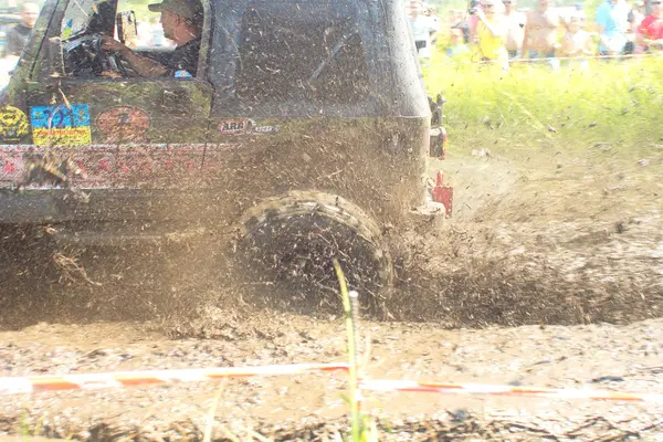 26 Temmuz tolokun. Kiev region, ukraine.9 sakin-road-ücretsiz-fest 2014.offroad ücretsiz fest - otomotiv, aşırı parlak ve eşsiz olay Dünya Avrupa.