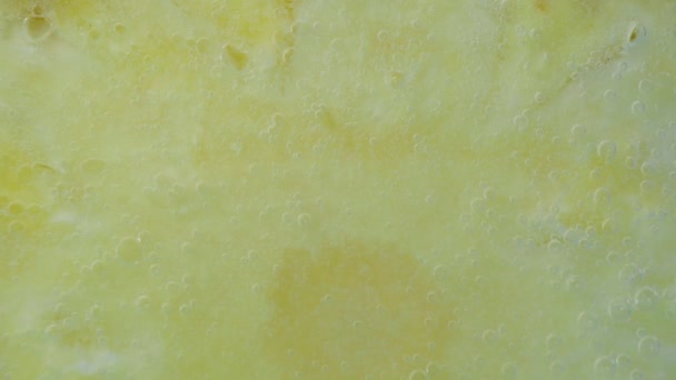 Ananas makro närbild av saftig och läcker konsistens. Selektiv inriktning — Stockvideo