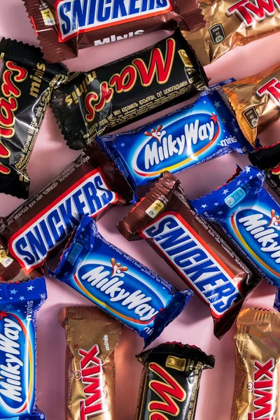 Tyumen Rusland Januari 2022 Snickers Mars Twix Melkweg Bounty Minis — Stockfoto