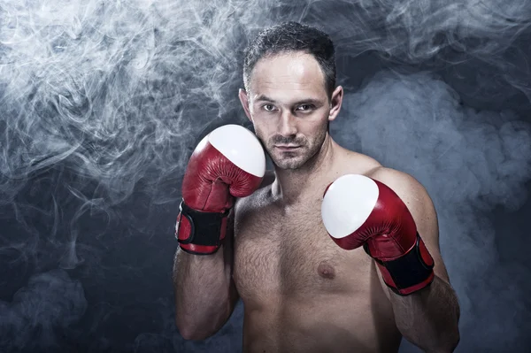 Boxeador joven luchador — Foto de Stock