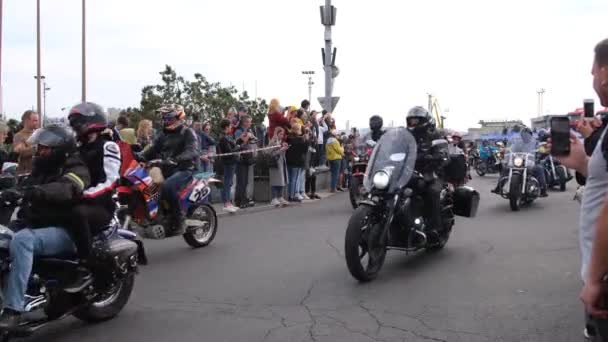 Vladivostok Ρωσία Νοεμβρίου 2021 Φεστιβάλ Μοτοσικλετών Στην Κεντρική Πλατεία Για — Αρχείο Βίντεο