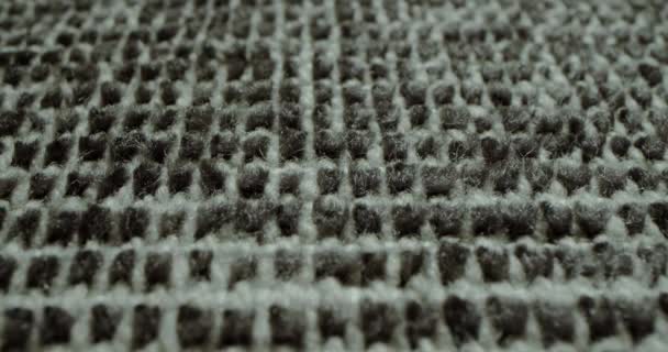毛皮沙发的宏观照片 灰色棕色毛皮纹理背景 超密的细节 毛皮质地 — 图库视频影像