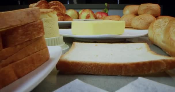 Table Breakfast Items Buns Apples Butter Garlic Kurosan Egg Cake — Stock Video