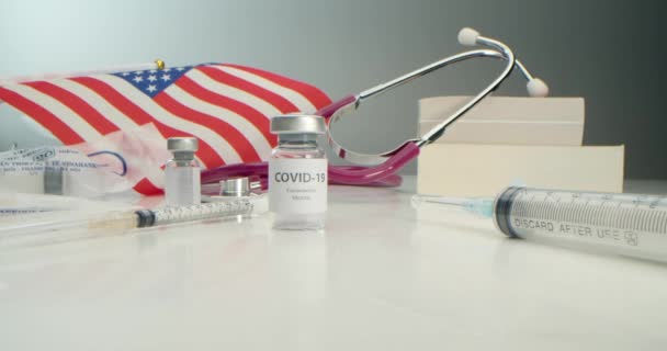 Impfstoff Gegen Covid Eine Ampulle Mit Einem Impfstoff Gegen Coronavirus — Stockvideo