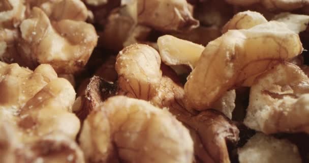 Makro Záběr Zblízka Makro Záběr Ořechů Mandle Krásném Světle Černém — Stock video