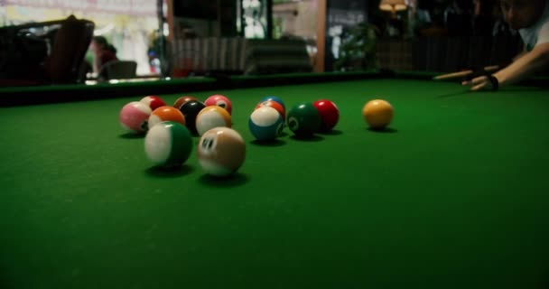 Jeu Sportif Billard Sur Chiffon Vert Balles Billard Avec Numéros — Video