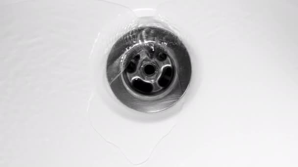 Water Flows Sink Drain Hole Slow Motion Water Drain Ceramic — Stok Video