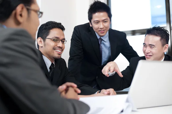 Asian businessteam work together — Stock Photo, Image