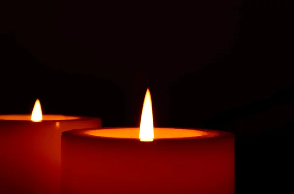 Zwei Kerzen — Stockvektor
