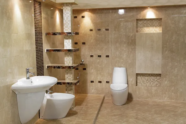 Estilo de banheiro moderno minimalista de interior de luxo — Fotografia de Stock