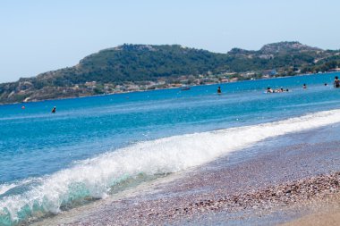 Şaşırtıcı deniz sahil defne mavi sahil arka plan