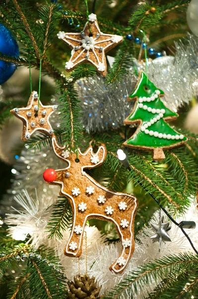 Bakade julgran dekoration — Stockfoto