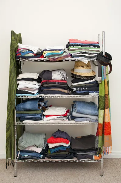 Kläder rack garderob — Stockfoto