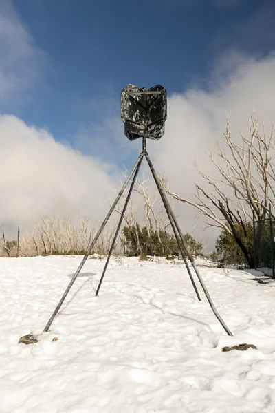 Marker Puncte Trigonometrie Vârful Unui Munte Acoperit Zăpadă — Fotografie, imagine de stoc