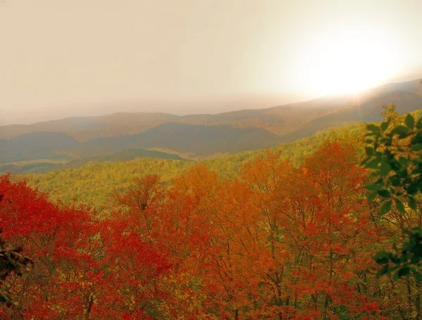 Panorama av blue ridge parkway i höst — Stockfoto