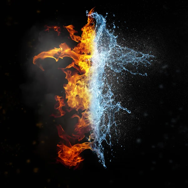 Water and fire — Stock Photo, Image