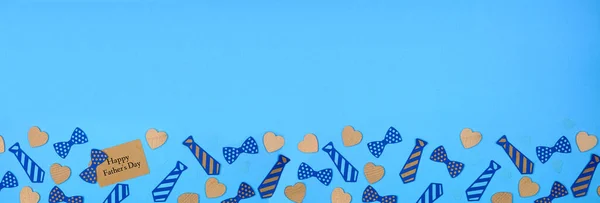 Happy Fathers Day Geschenkanhänger Mit Unterem Rand Aus Papier Krawattendekorationen — Stockfoto