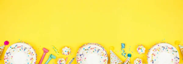 Birthday Party Bottom Border Yellow Banner Background Top View Cakes — 图库照片