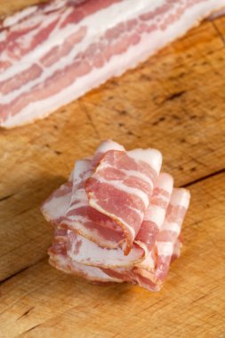 Raw bacon clipart