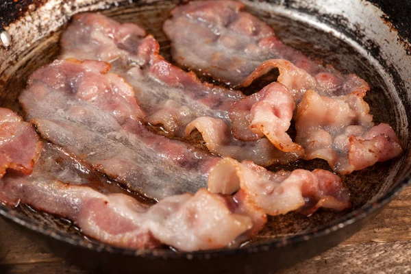 Stekt bacon. — Stockfoto