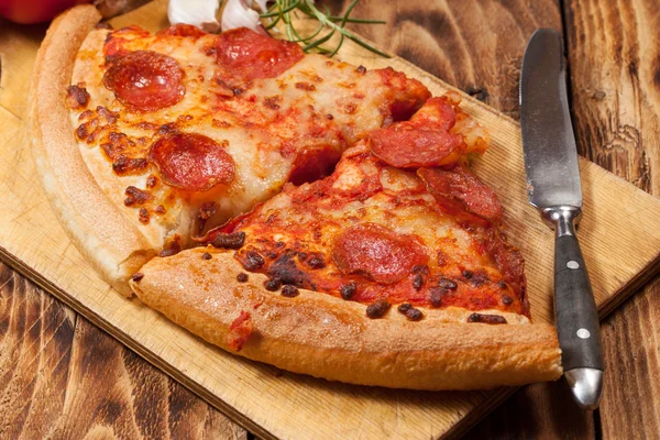 Two pieces of pizza. — Stock Photo, Image