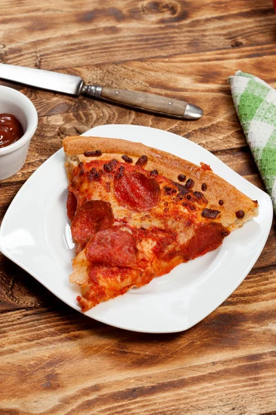 One slice of pizza. — Stock Photo, Image