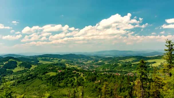 Timelapse Vista Las Montañas Beskid Día Soleado — Vídeo de stock