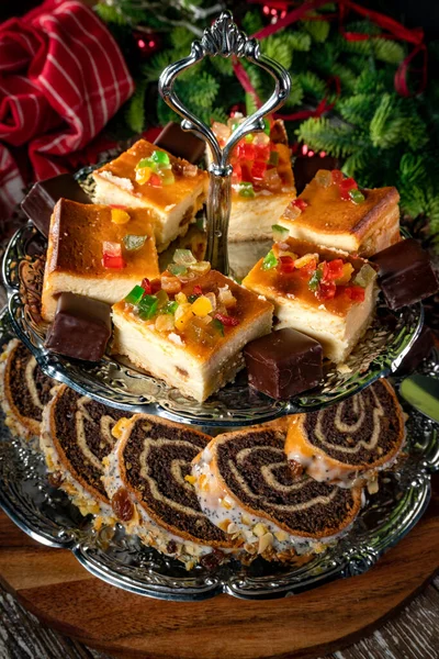 Various Sweet Cakes Silver Plate — Stock Photo, Image