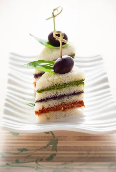Pilas de sándwich tricolores — Foto de Stock