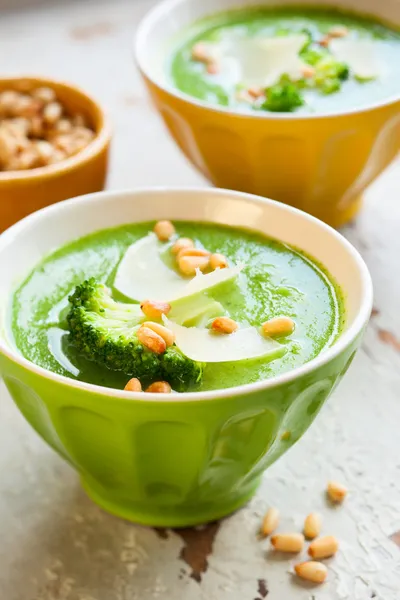 Minestra di broccoli cremosa — Foto Stock