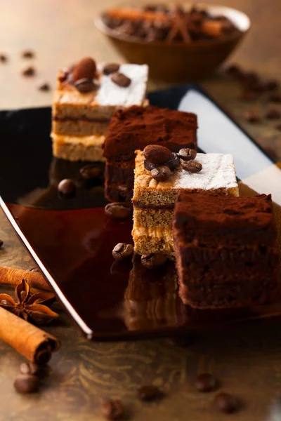 Coffee and chocolate cakes — Stock Photo, Image