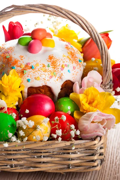 Easter basket — Stock Photo, Image