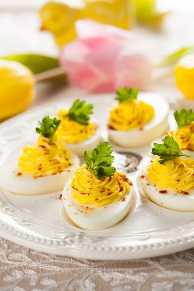 Deviled eggs with paprika — Stock Photo, Image