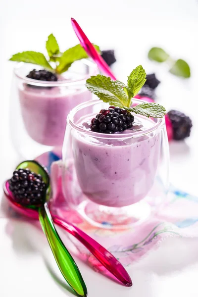 Meyve yoğurt — Stok fotoğraf