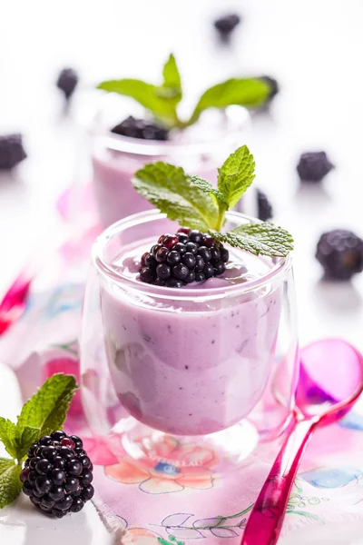 Fruchtjoghurt — Stockfoto