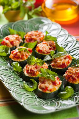  kabak, biber ve domates graten