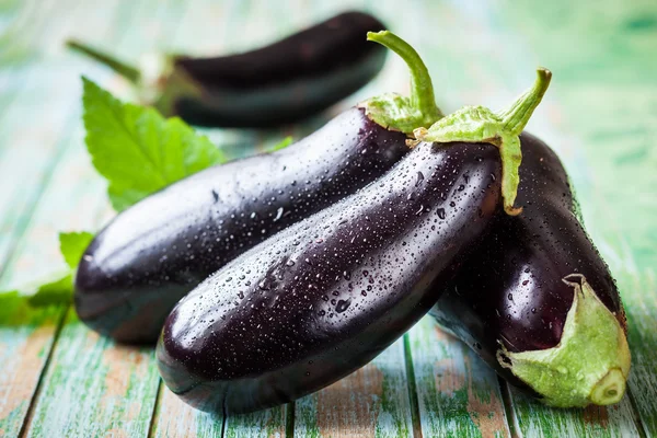 Fresh eggplants — Stock Photo, Image